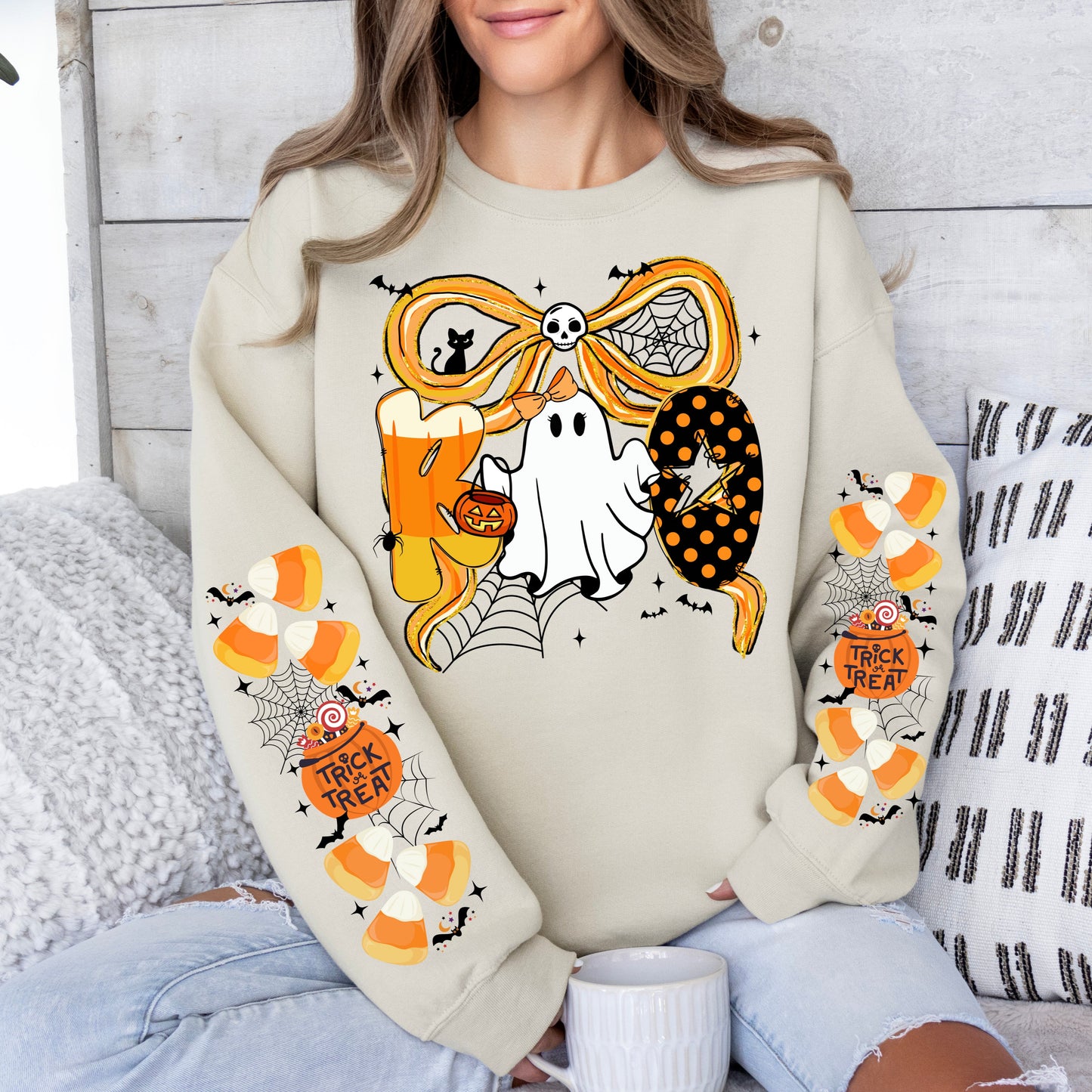 Gildan Halloween sweatshirt with sleeve and front design