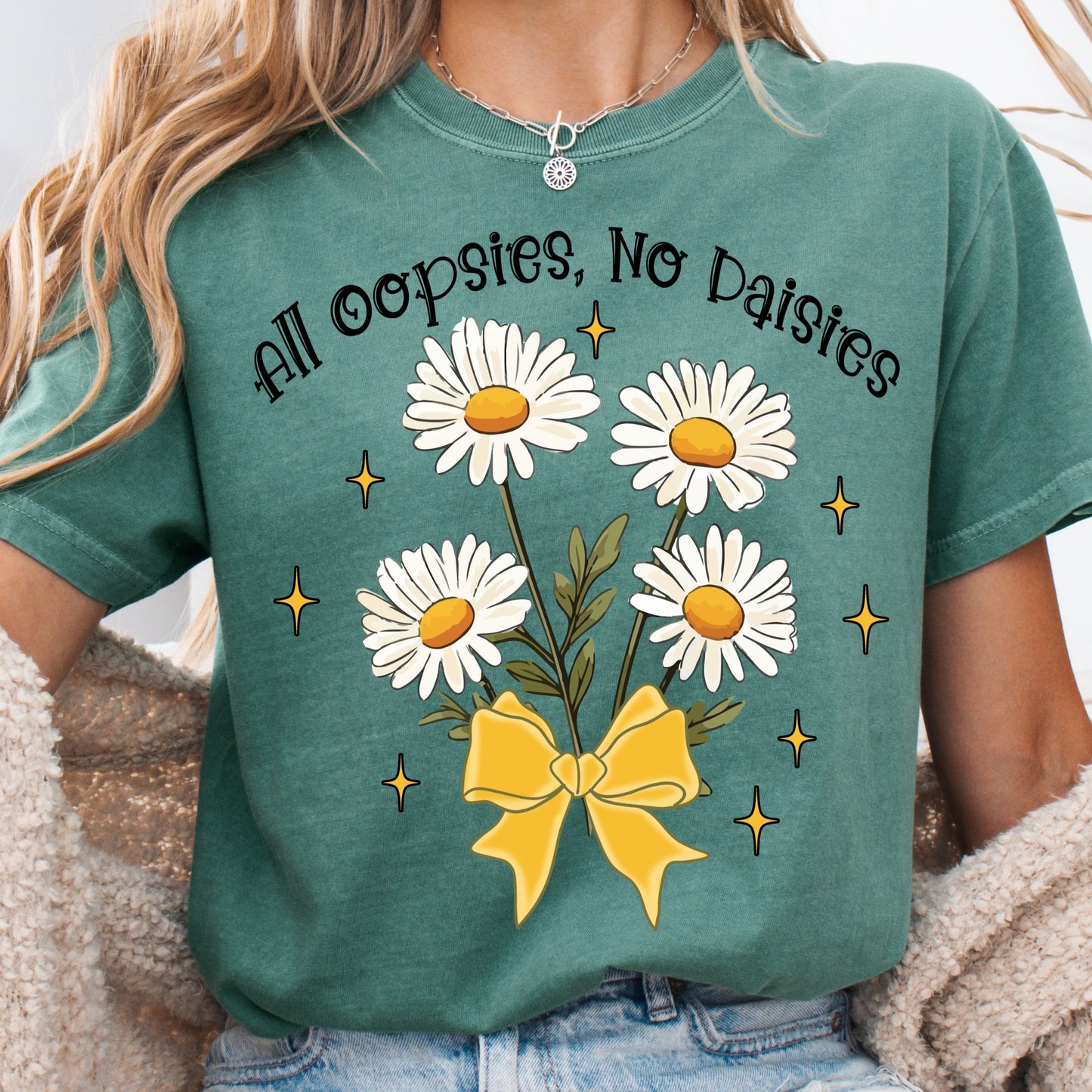 Light Green Daisies Confort Colors Graphic T-shirt