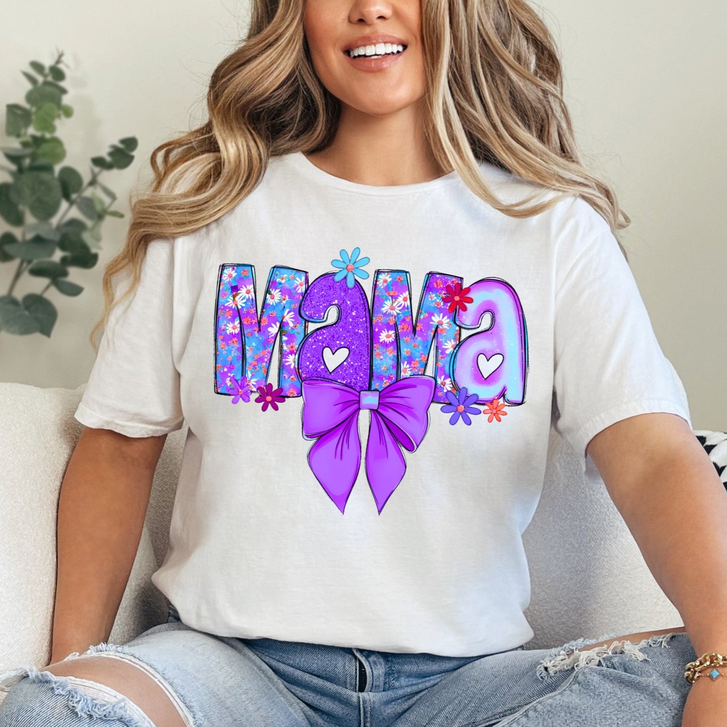 White Gildan Softstyle Mama graphic T-shirt