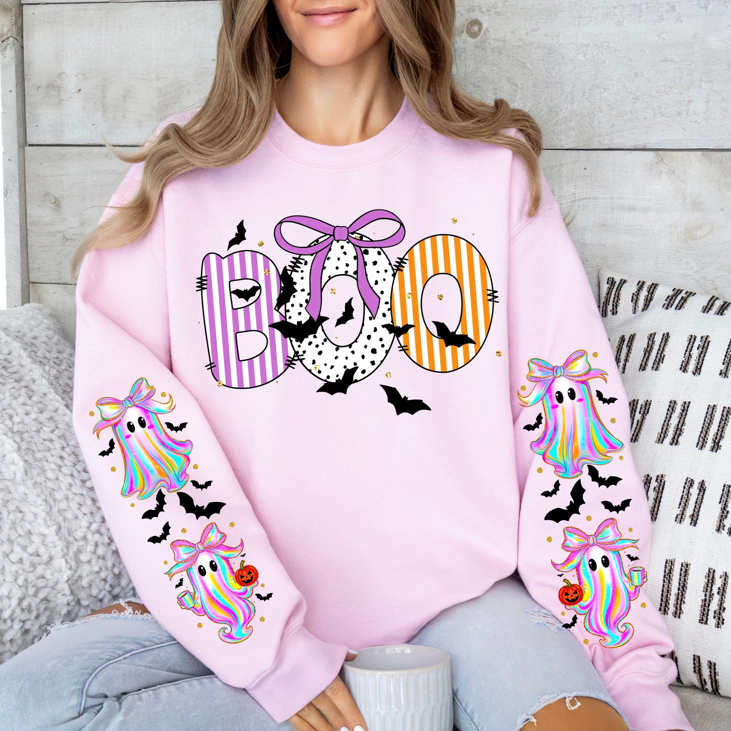 Gildan Sweatshirt with sleeve and front design