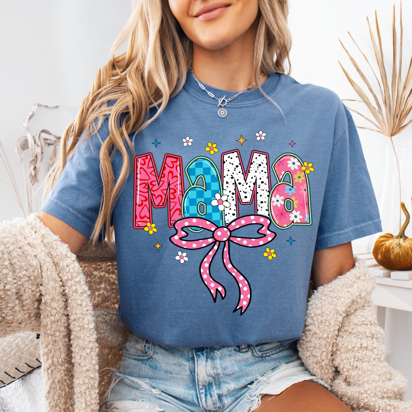 Jean Blue Confort Colors Mama graphic T-shirt