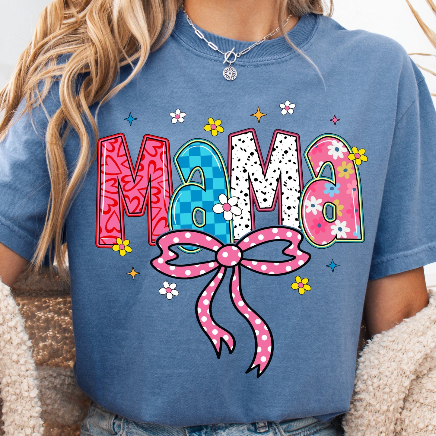 Jean Blue Confort Colors Mama graphic T-shirt