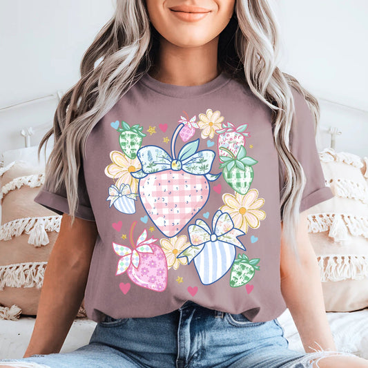 Strawberry Gildan Sofstyle Paragon graphic T-shirt
