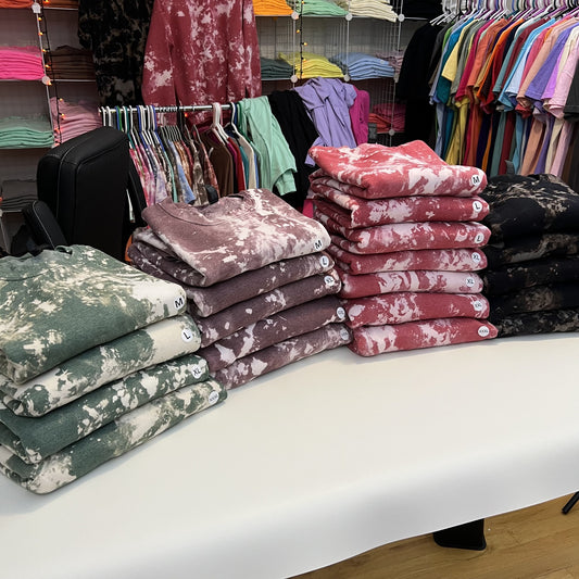 Acid wash Gildan sweatshirts